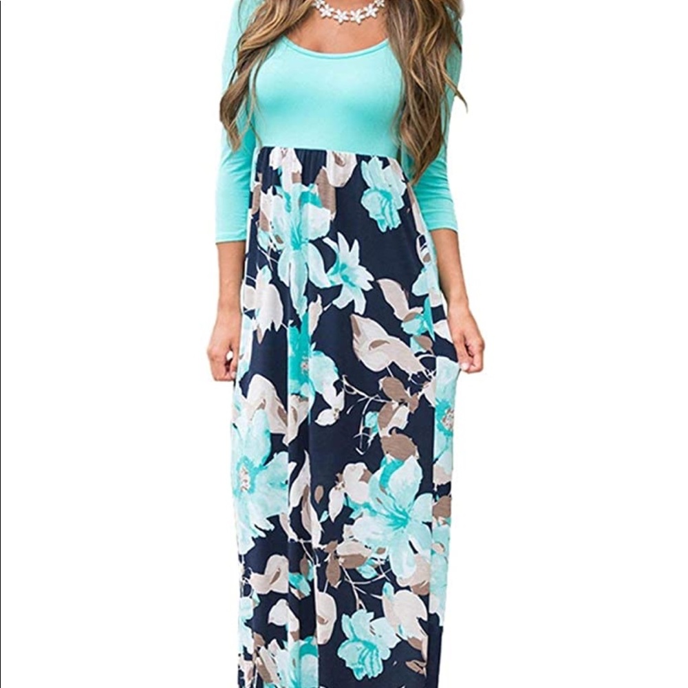 NWOT Beautiful Maxie dress
